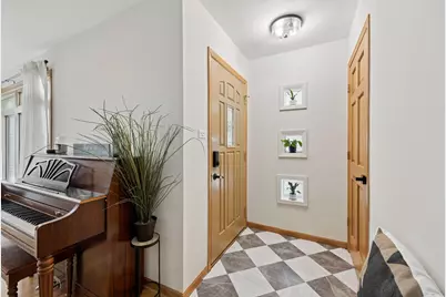 9431 Congress Park Avenue, Brookfield, IL 60513 - Photo 5
