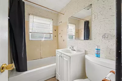 270 Chappel Avenue, Calumet City, IL 60409 - Photo 9