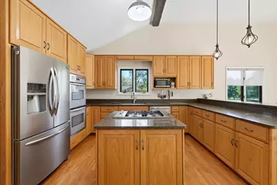 38W201 Hawkins Lane, Saint Charles, IL 60175 - Photo 11
