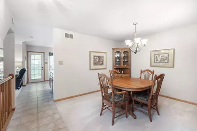8462 Sandalwood Court, Darien, IL 60561 - Photo 7