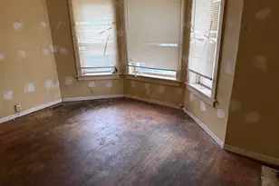 911 N Lawler Ave, Chicago, IL 60651 - Photo 5