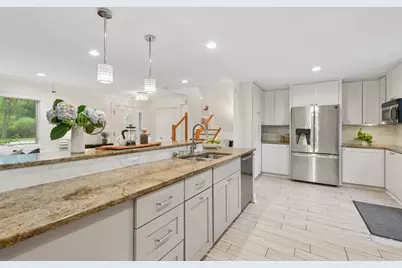 301 Kilpatrick Avenue, Wilmette, IL 60091 - Photo 9
