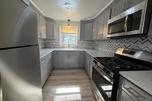 6842 S Campbell Ave, Chicago, IL 60629 - Photo 5