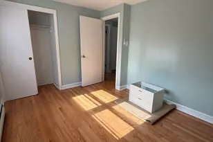 6842 S Campbell Ave, Chicago, IL 60629 - Photo 9