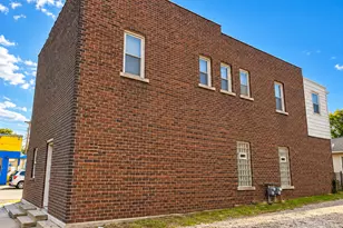 1917 N Broadway St, Crest Hill, IL 60403 - Photo 1