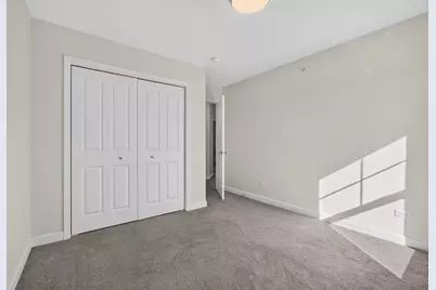63 E Robinson Avenue, Cortland, IL 60112 - Photo 29