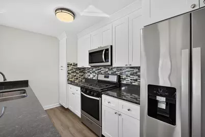 63 E Robinson Avenue, Cortland, IL 60112 - Photo 13