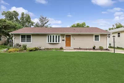 418 S Fairfield Avenue, Lombard, IL 60148 - Photo 1