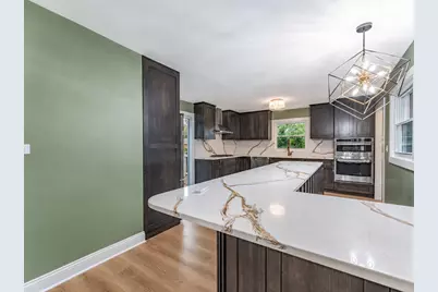 5905 Lee Avenue, Downers Grove, IL 60516 - Photo 7