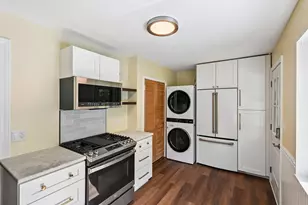 738 Dodge Ave, Evanston, IL 60202 - Photo 7