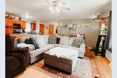 219 N Mason Avenue, Amboy, IL 61310 - Photo 5