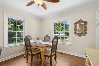 1902 E Indiana Street, Wheaton, IL 60187 - Photo 9