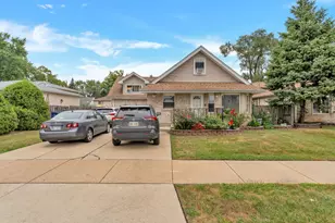 5758 W 82nd Pl, Burbank, IL 60459 - Photo 1
