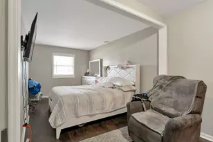 5758 W 82nd Pl, Burbank, IL 60459 - Photo 7