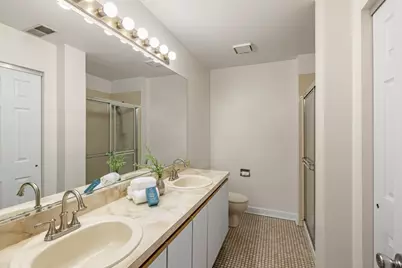 1081 Lakewood Circle, Carol Stream, IL 60188 - Photo 11
