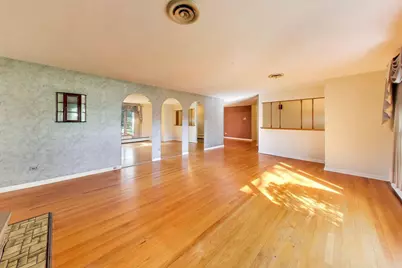 102 W Stratford Place, Mount Prospect, IL 60056 - Photo 7