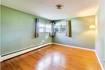 102 W Stratford Place, Mount Prospect, IL 60056 - Photo 13