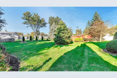 102 W Stratford Place, Mount Prospect, IL 60056 - Photo 23