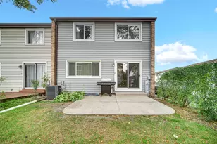 705 Clearwater Ct, Wheeling, IL 60090 - Photo 23