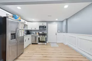 1888 Andover Ct, Chicago Heights, IL 60411 - Photo 9