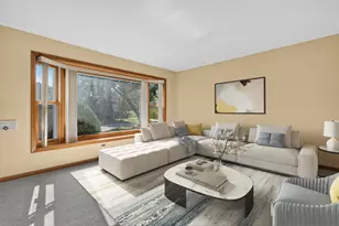 1916 Laura Ln, Des Plaines, IL 60018 - Photo 5