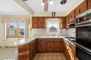 4525 N Pontiac Ave N, Norridge, IL 60706 - Photo 19