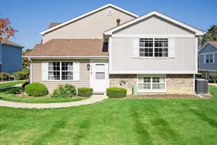 1588 Timber Trl, Wheaton, IL 60189 - Photo 1