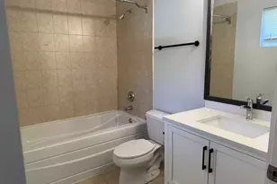 757 W 14th Pl, Chicago, IL 60607 - Photo 9
