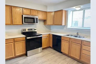 1007 Taft Avenue #2A, Wheaton, IL 60187 - Photo 3