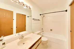 172 Grove Ave, Des Plaines, IL 60016 - Photo 11