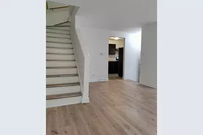 7910 S Muskegon Avenue #1, Chicago, IL 60617 - Photo 17