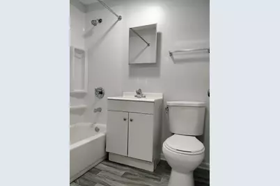 7910 S Muskegon Avenue #1, Chicago, IL 60617 - Photo 11
