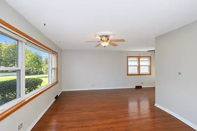 984 Cuyahoga Drive, Bartlett, IL 60103 - Photo 7