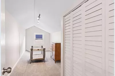 8425 Creekside Lane, Darien, IL 60561 - Photo 19