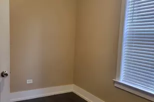 8345 S Manistee Ave, Chicago, IL 60617 - Photo 7