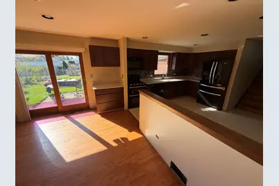 7925 W 101st Street, Palos Hills, IL 60465 - Photo 5