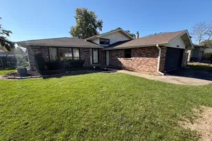 7925 W 101st St, Palos Hills, IL 60465 - Photo 21