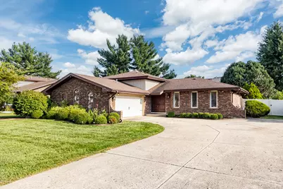 16W751 90th Street, Willowbrook, IL 60527 - Photo 1