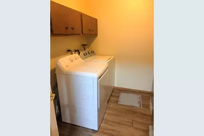 7716 Bolton Way, Hanover Park, IL 60133 - Photo 31