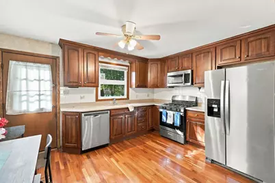 739 W Terrace Street, Villa Park, IL 60181 - Photo 3