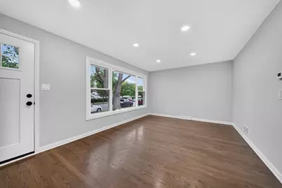 5135 S Saint Louis Avenue, Chicago, IL 60632 - Photo 3