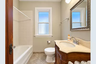 5535 W Pensacola Avenue, Chicago, IL 60641 - Photo 27