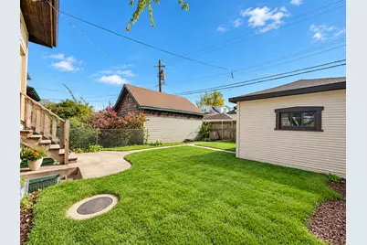 5535 W Pensacola Avenue, Chicago, IL 60641 - Photo 35