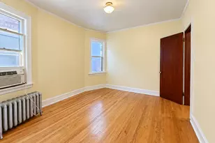 5535 W Pensacola Ave, Chicago, IL 60641 - Photo 17