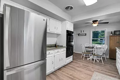 745 Geddes Avenue, Winthrop Harbor, IL 60096 - Photo 11