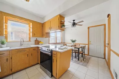 5434 S Neenah Avenue, Chicago, IL 60638 - Photo 11