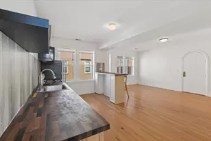6317 N Artesian Ave, Chicago, IL 60659 - Photo 7