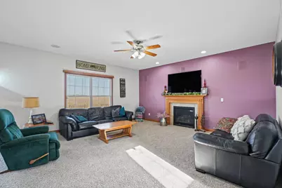 1000 Reagan Drive, Saint John, IL 61873 - Photo 7
