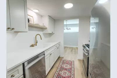 915 Graceland Avenue #1C, Des Plaines, IL 60016 - Photo 5