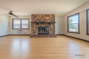 8503 W Berwyn Ave, Chicago, IL 60656 - Photo 5